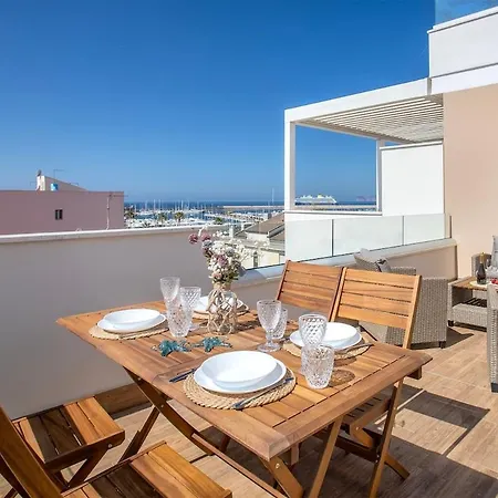 Blue Harbor Terrace View Unit With Terrace Overlooking The Sea